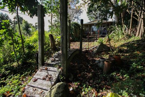 Photo of property in 1913 Paparoa Valley Road, Paparoa, 0571