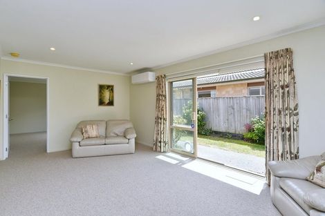 Photo of property in 3 Reeves Road, Rangiora, 7400