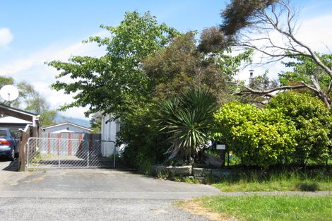 Photo of property in 18 Gladstone Street, Westport, 7825