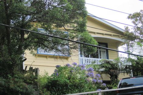 Photo of property in 18 Butt Street, Brooklyn, Wellington, 6021