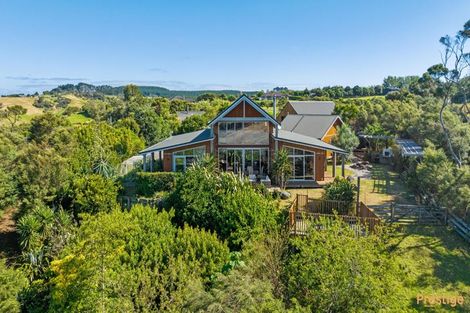 Photo of property in 516 Fordyce Road, South Head, Helensville, 0874