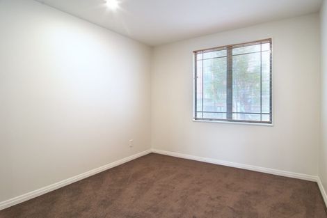 Photo of property in St James Courts, 4/77 Gloucester Street, Christchurch Central, Christchurch, 8013