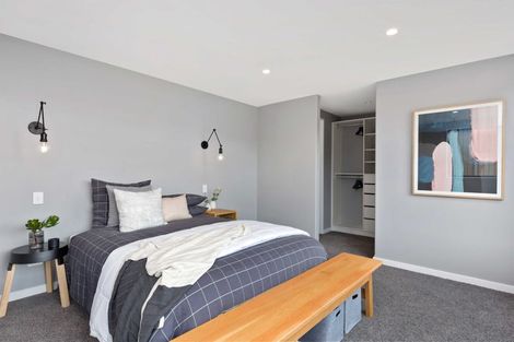 Photo of property in 32 Annie Aranui Drive, Poraiti, 4182