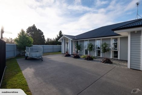 Photo of property in 1 Franklin Drive, Rangiora, 7400