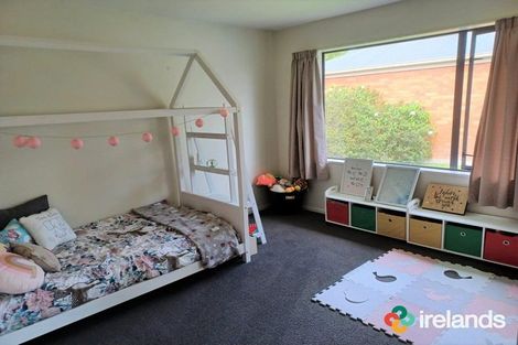 Photo of property in 53 Coolspring Way, Redwood, Christchurch, 8051