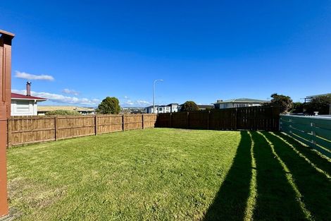 Photo of property in 16 Carole Crescent, Pakuranga, Auckland, 2010