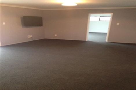 Photo of property in 28 Drake Crescent, Awatoto, Napier, 4110