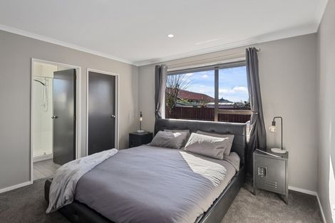 Photo of property in 14 Blakeley Place, Kaiapoi, 7630