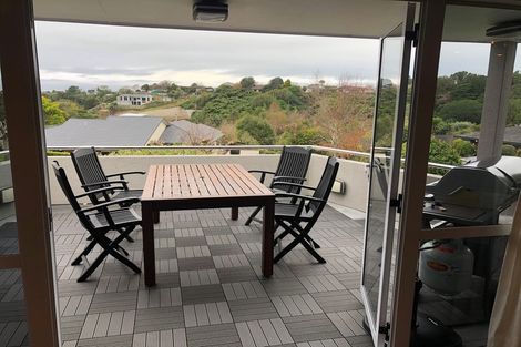 Photo of property in 69a Karina Road, Merrilands, New Plymouth, 4312