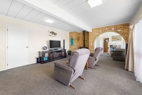 Photo of property in 12 Cooper Road, Stanmore Bay, Whangaparaoa, 0932