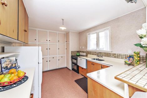 Photo of property in 16 Bradshaw Terrace, Riccarton, Christchurch, 8011