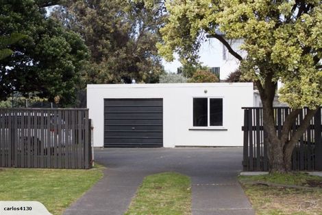 Photo of property in 21 Cornfoot Street, Castlecliff, Whanganui, 4501