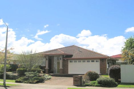 Photo of property in 33 Warwick Drive, Lynmore, Rotorua, 3010