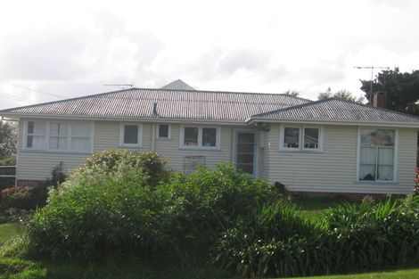 Photo of property in 2 Red Hill Road, Red Hill, Papakura, 2110