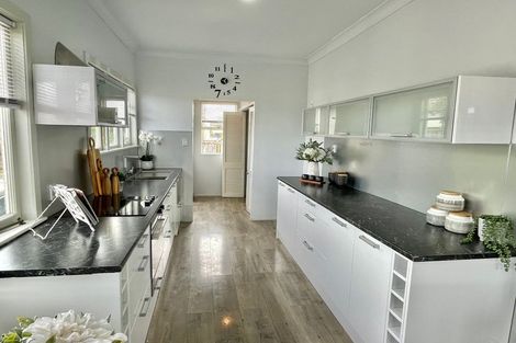 Photo of property in 121e George Street, Tuakau, 2121