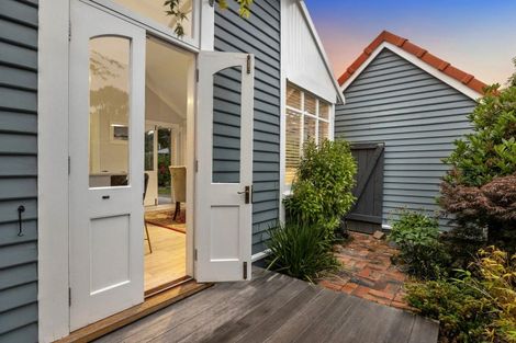 Photo of property in 377 North Road, North East Valley, Dunedin, 9010