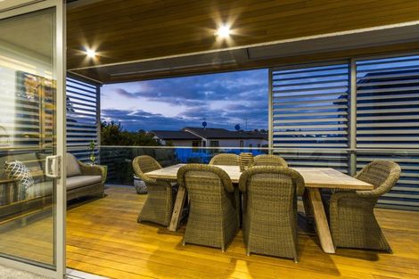 Photo of property in 13 Whakata Lane, Mairangi Bay, Auckland, 0630