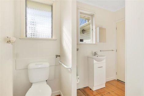 Photo of property in 67 Mcleod Road, Te Atatu South, Auckland, 0610