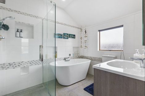 Photo of property in 41aa Vivian Wilson Drive, Eastern Beach, Auckland, 2012