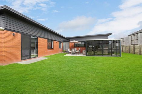 Photo of property in 17 Meadowview Drive, Morrinsville, 3300