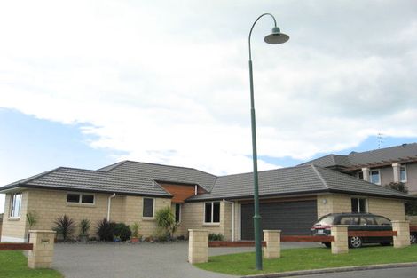 Photo of property in 75 Kinloch Drive, Bethlehem, Tauranga, 3110