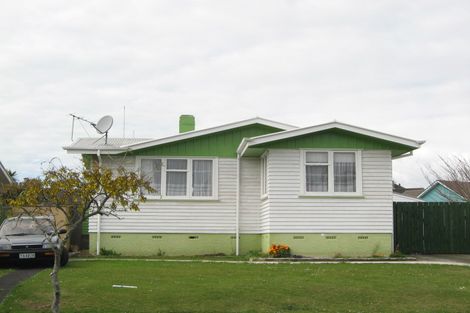 Photo of property in 25 Grenville Street, Marfell, New Plymouth, 4310