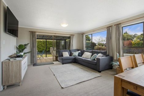 Photo of property in 8 Francis Drive, Katikati, 3129
