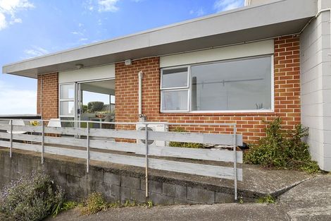 Photo of property in 2/31 Findlay Street, Moturoa, New Plymouth, 4310