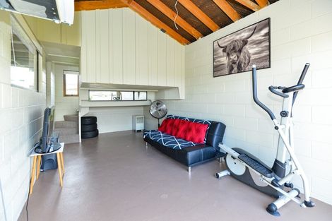 Photo of property in 1 Fleetwood Crescent, Flaxmere, Hastings, 4120