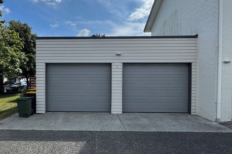 Photo of property in 1 Kauri Drive, Takanini, 2112