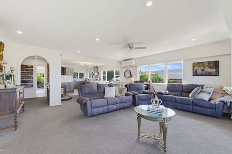Photo of property in 2 Bickerstaffe Road, Maungaturoto, 0520