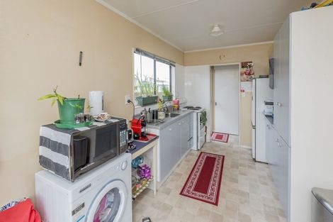Photo of property in 9 Simcox Street, Otaki Beach, Otaki, 5512