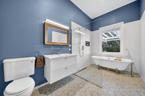 Photo of property in Gladstone Road, Gladstone, 5884