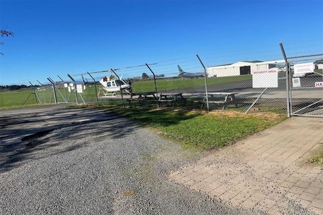 Photo of property in 1 Steele Road, Forest Lake, Hamilton, 3200