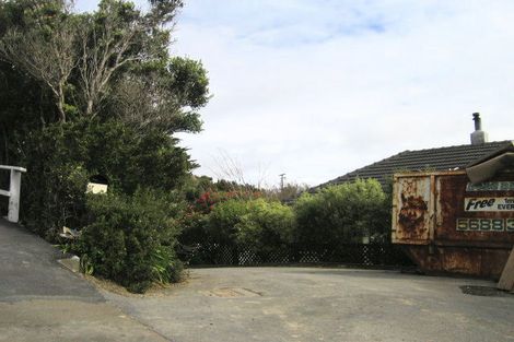 Photo of property in 40 Chesterton Street, Johnsonville, Wellington, 6037
