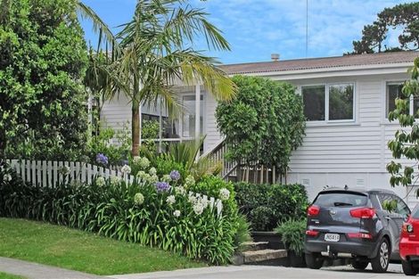 Photo of property in 38 Wellesley Road, Mangere Bridge, Auckland, 2022