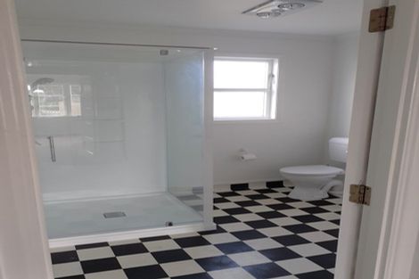 Photo of property in 14 Clinton Street, Fitzroy, New Plymouth, 4312