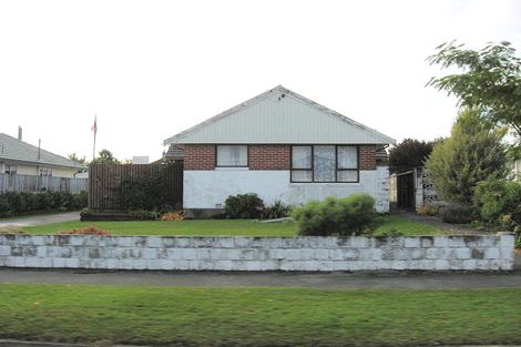 Photo of property in 22 Fenchurch Street, Northcote, Christchurch, 8052