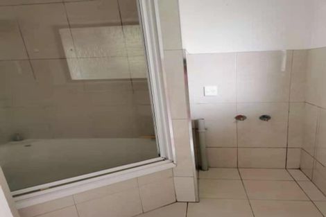 Photo of property in 46 Glen Vista Place, Bayview, Auckland, 0629
