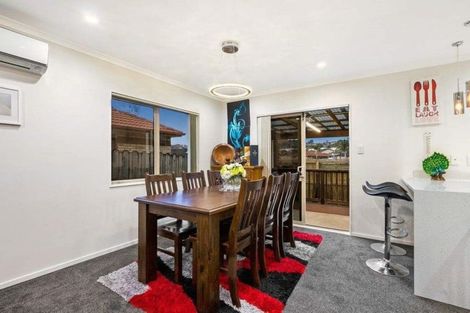 Photo of property in 122 Dominion Road, Papakura, 2110