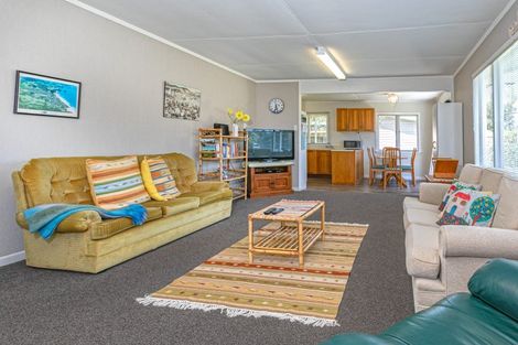 Photo of property in 35 Marlin Place, Whiritoa, Whangamata, 3691