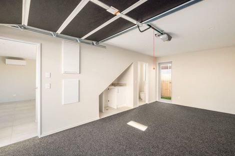 Photo of property in 2/50 Marine Parade, North New Brighton, Christchurch, 8083