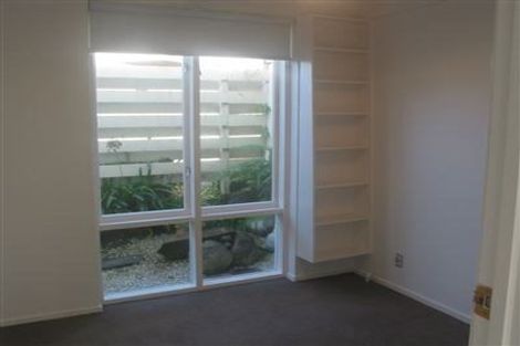 Photo of property in 3/252 Hurstmere Road, Takapuna, Auckland, 0622