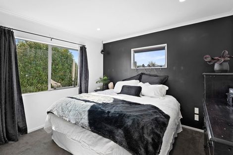 Photo of property in 24 Harakeke Road, Te Horo, Otaki, 5581