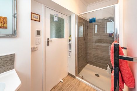 Photo of property in 12 Toro Street, Durie Hill, Whanganui, 4500