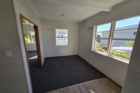 Photo of property in 5 Rakau Street, Havelock North, 4130