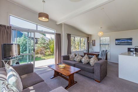 Photo of property in 36 Snowmass Drive, Ohakune, 4625