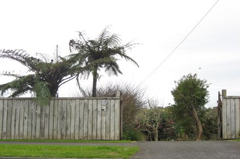 Photo of property in 39 Wairau Road, Oakura, 4314