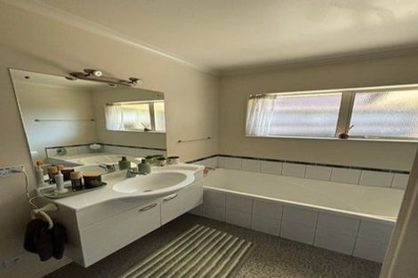 Photo of property in 70a Rimu Road, Raumati Beach, Paraparaumu, 5032