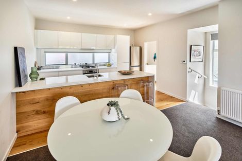 Photo of property in 3d Park Street, Thorndon, Wellington, 6011